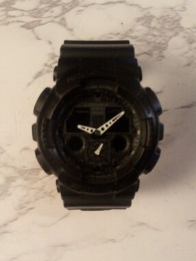 CASIO G SHOCK WATCH - GA-100